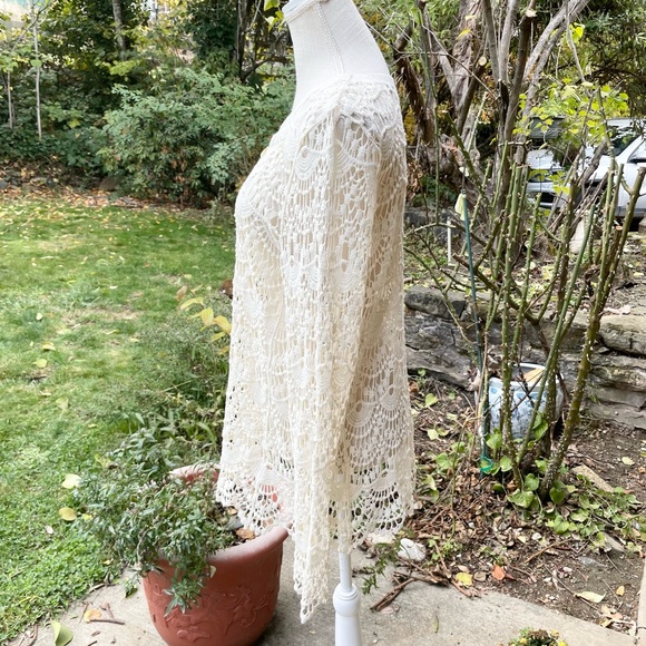 Beautiful Crocheted Boho Blouse - Picture 6 of 9